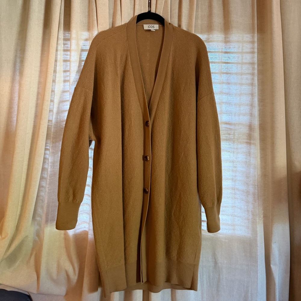 COS Camel Knit Cardigan 100% wool 🐑